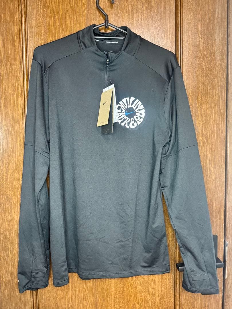 Nike ジップアップシャツ 黒