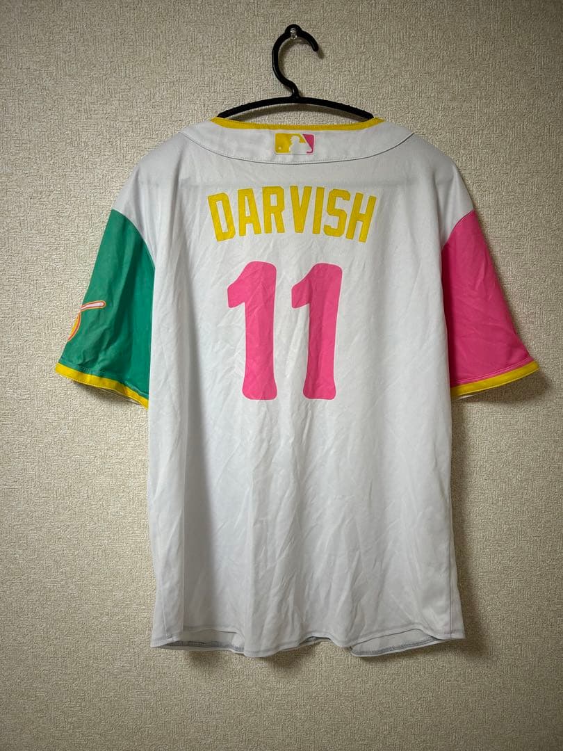 ダルビッシュ ユニフォーム パドレス シティコネクト
