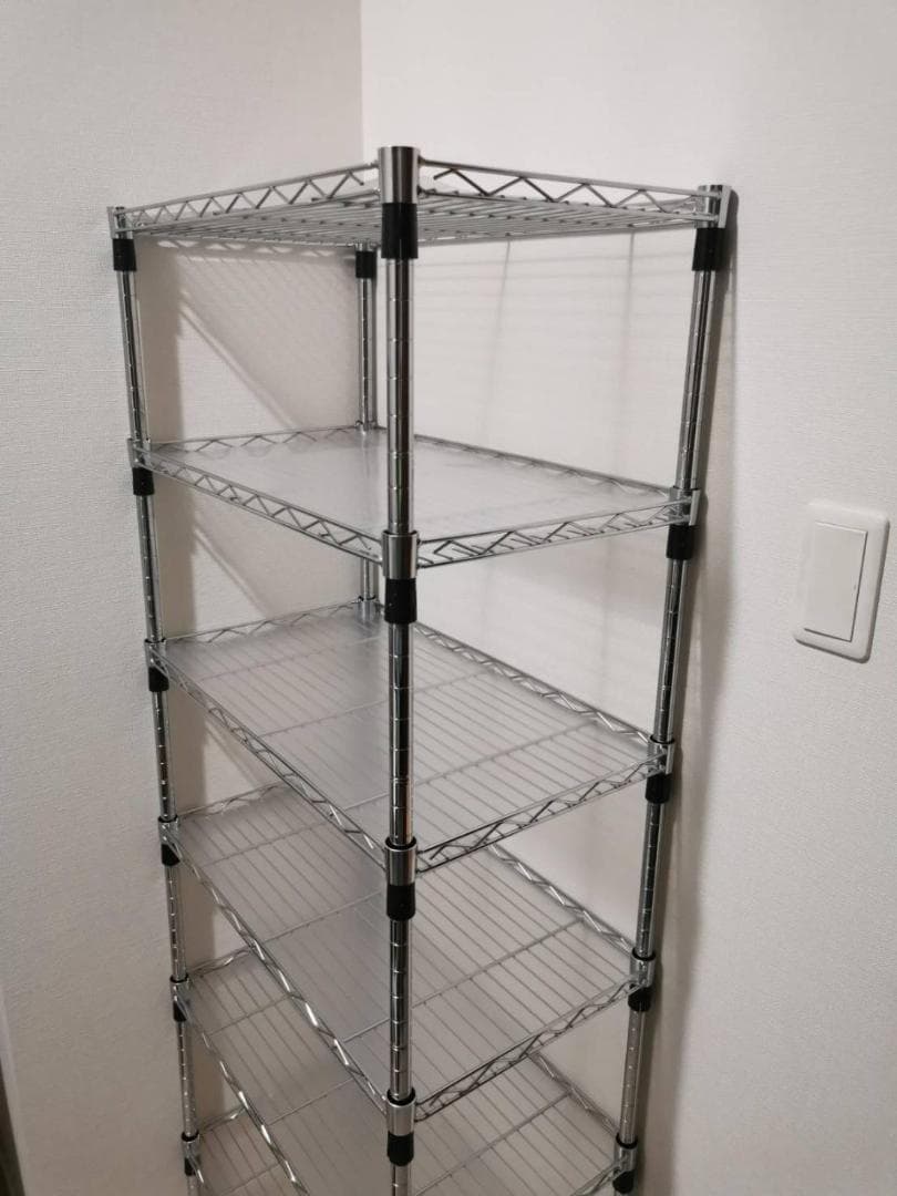 防カビ加工のスチールラック 組み立て簡単