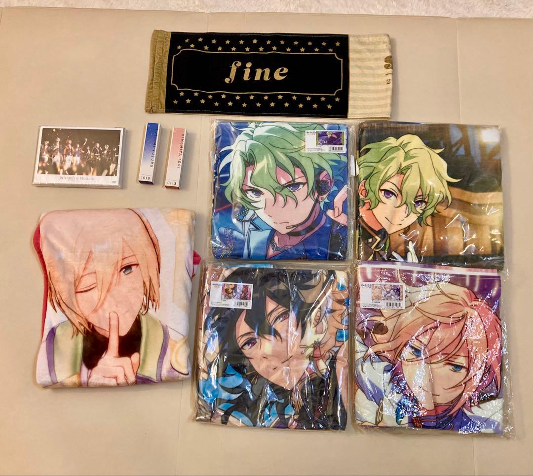あんスタ グッズ まとめ売り 大量 100点 アクスタ フレグランス　缶バッジ等