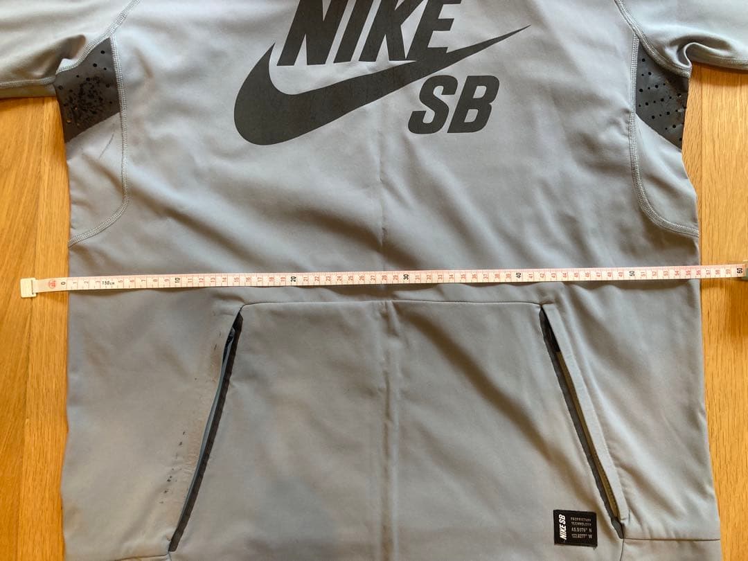 NIKE SB エニグマ Enigma HOODIE スノーボードパーカー
