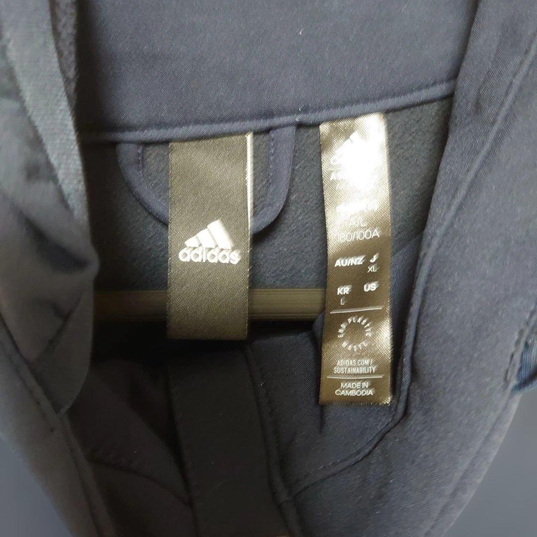 【美品】adidas 撥水　ネイビーフードジャケット　サイズXL