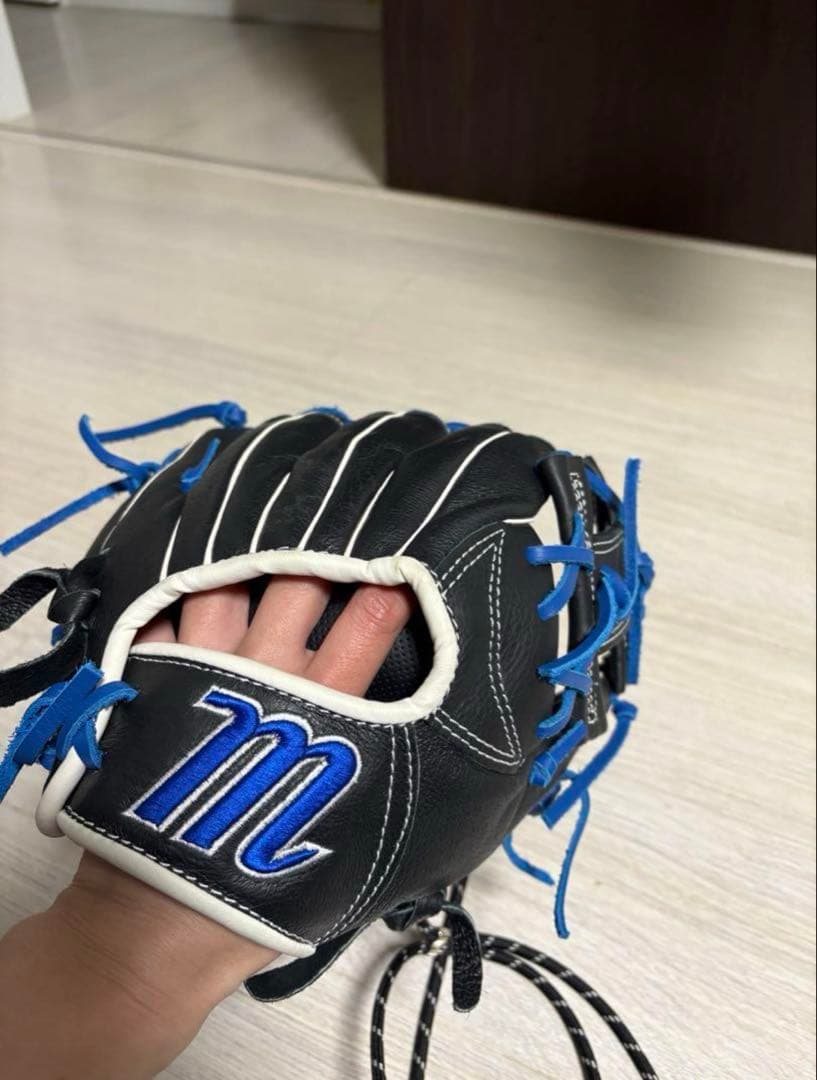 【最値下げ】Marucci Acadia 11インチ 野球グローブ