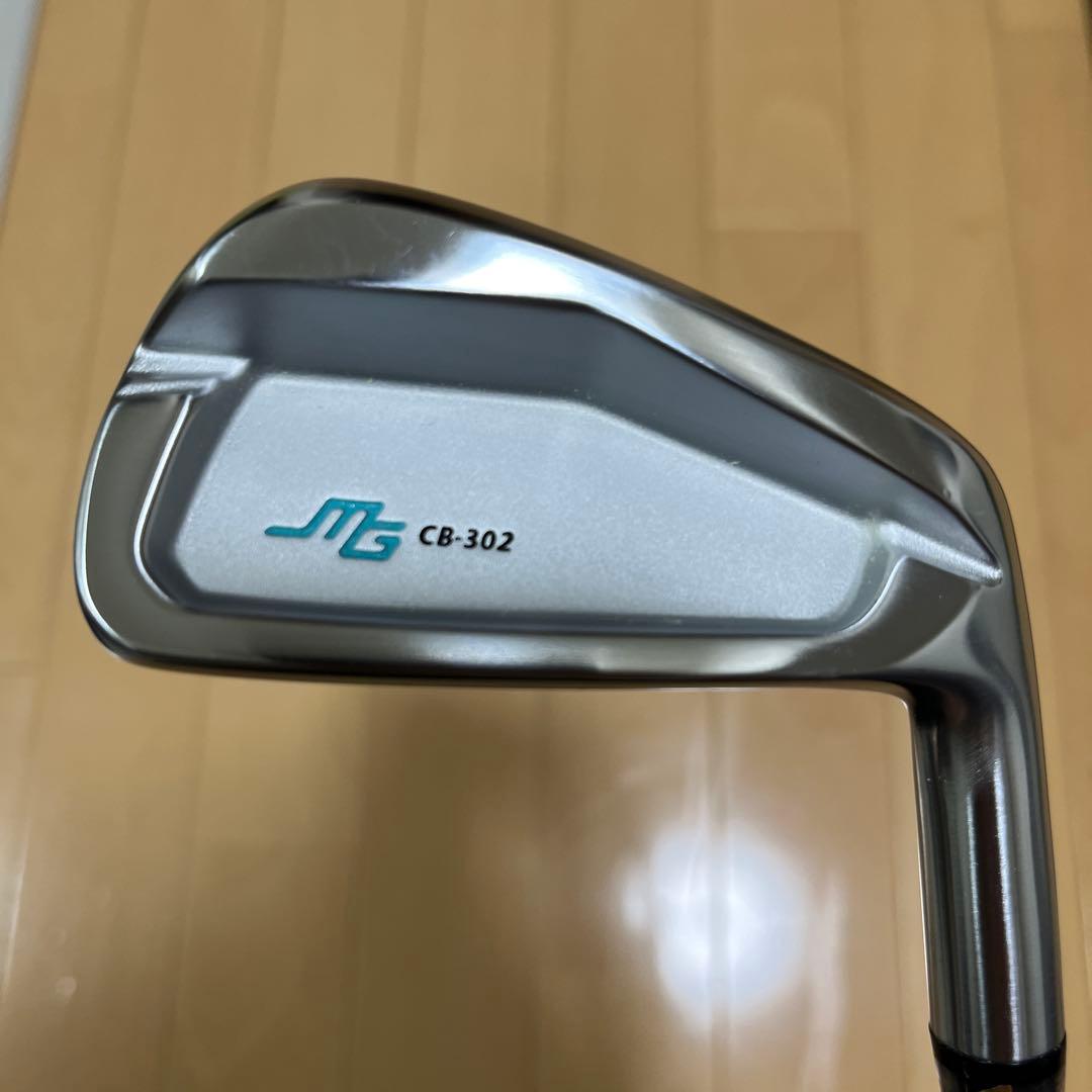 三浦技研 CB302/KM700 コンボアイアン5I-PW DG MID95