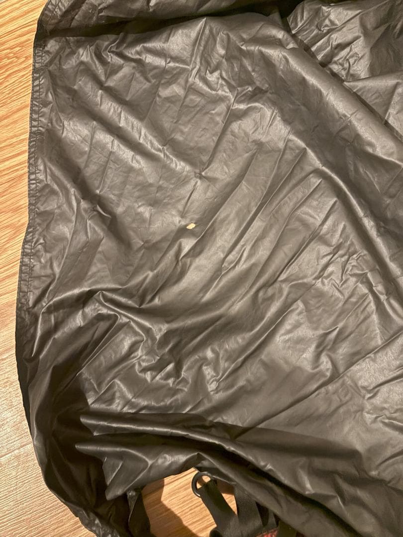 ヒルバーグ ウナ レッド フットプリント付き HILLBERG