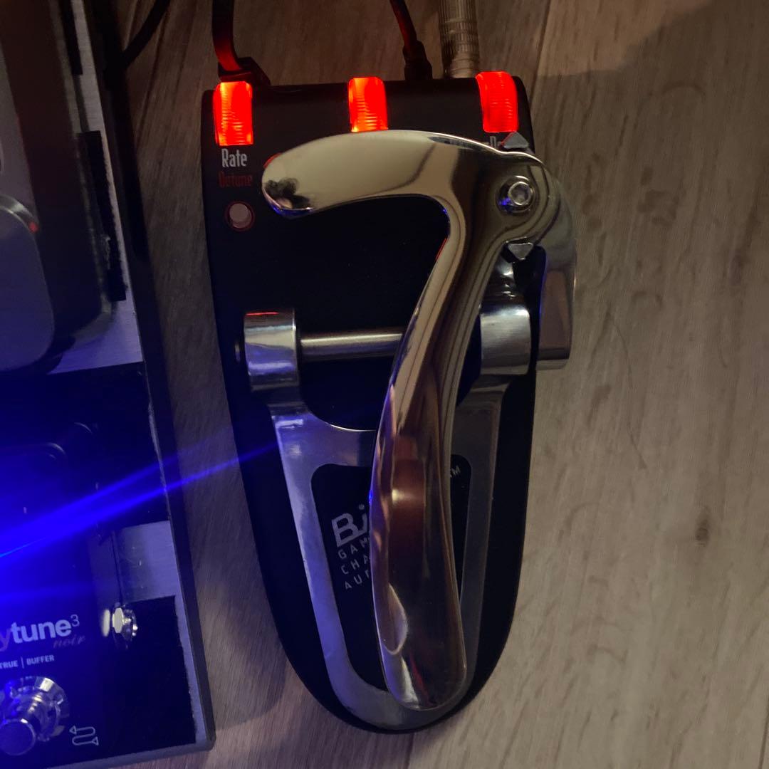 GAMECHANGER AUDIO 　Bigsby Pedal
