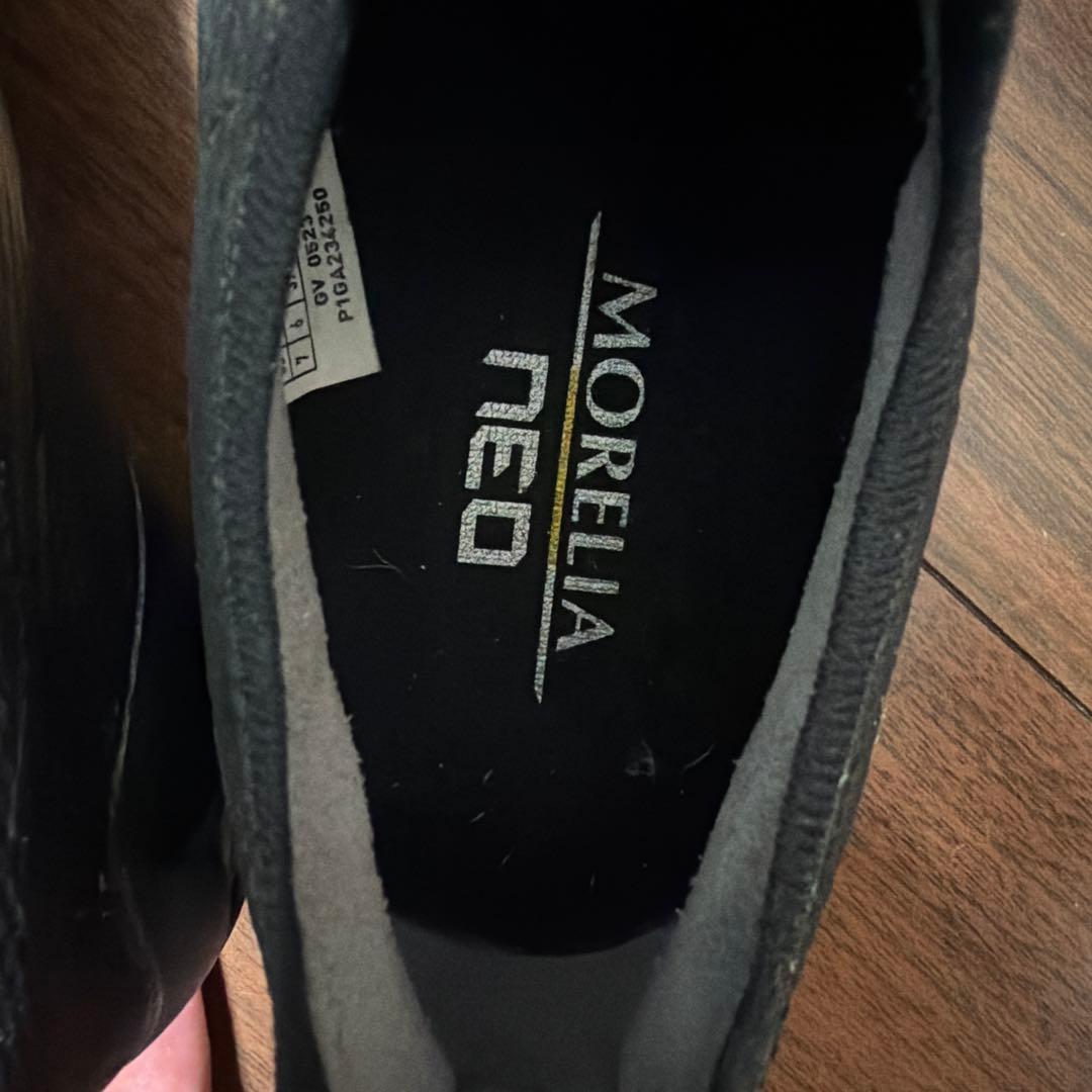Mizuno Morelia Neo ブラック/ゴールド スパイク