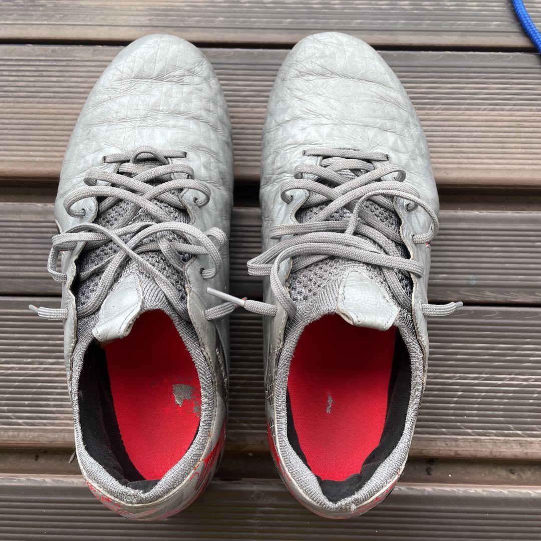 NIKE ティエンポ　レジェンド8