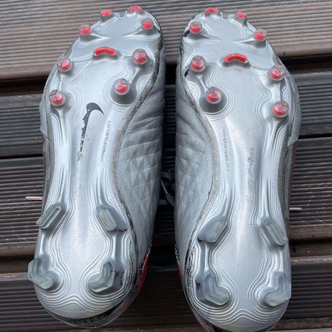 NIKE ティエンポ　レジェンド8