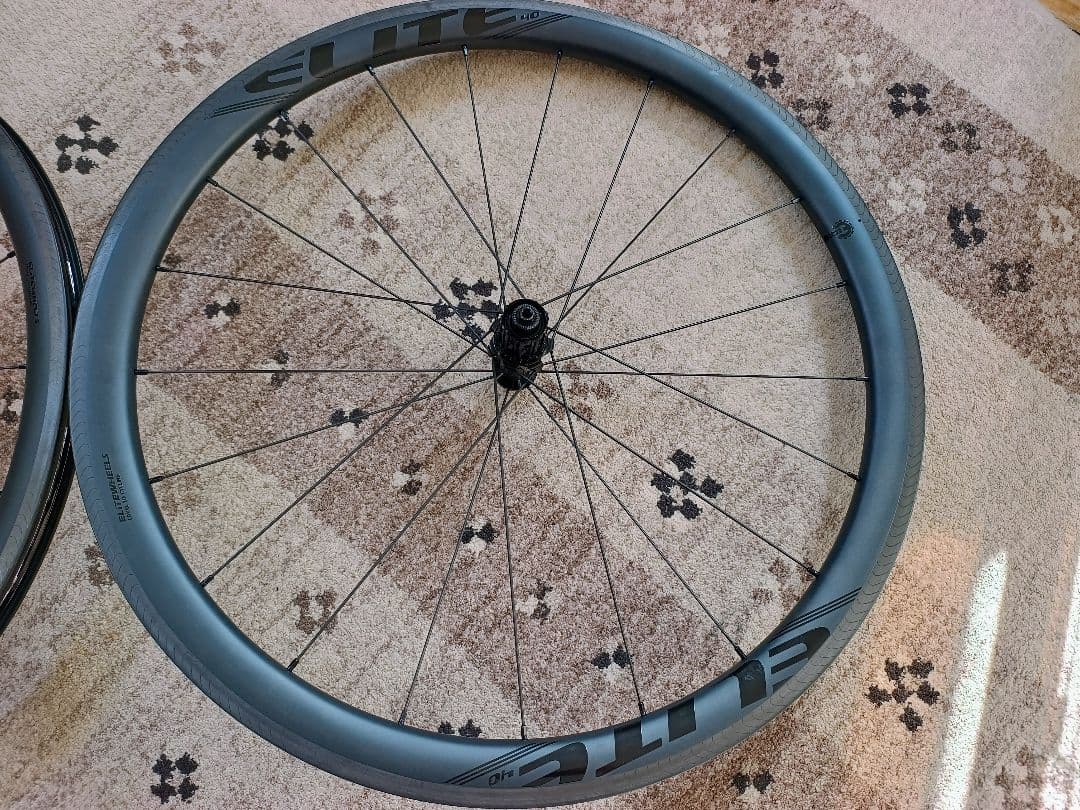 ELITEWHEELS EDGE 40ｍｍ　リムブレーキ用　走行少