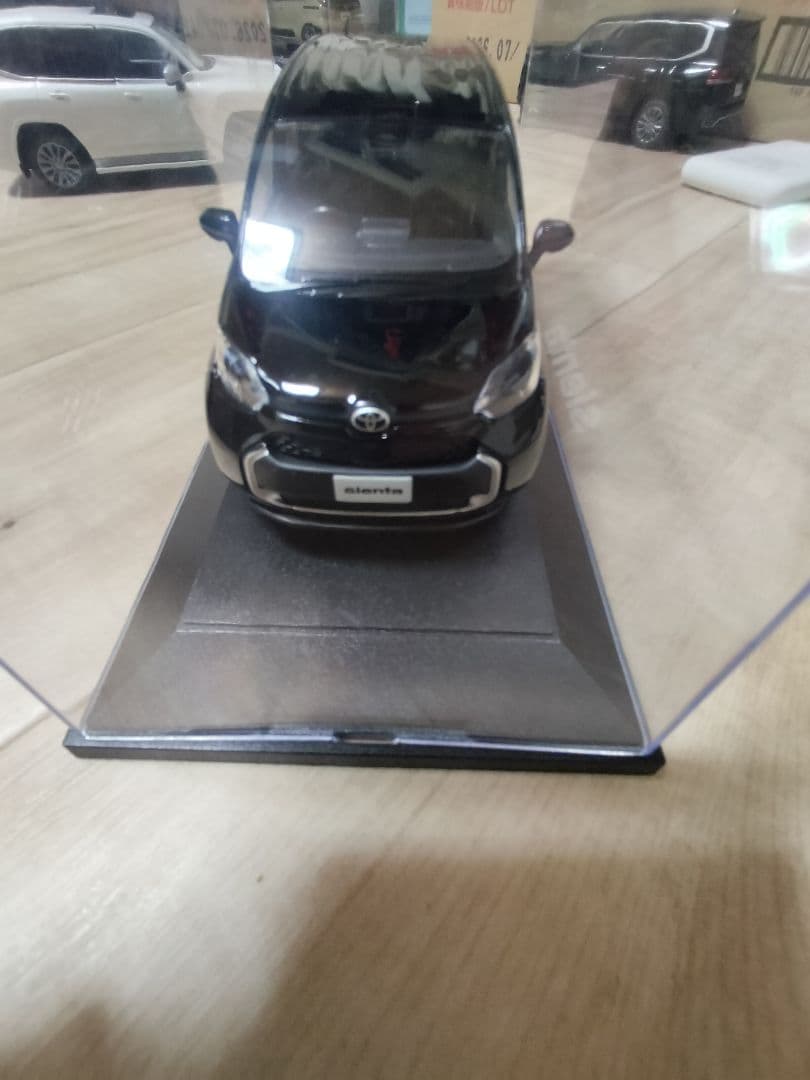 トヨタ シエンタ カラーサンプルミニカー 非売品 模型