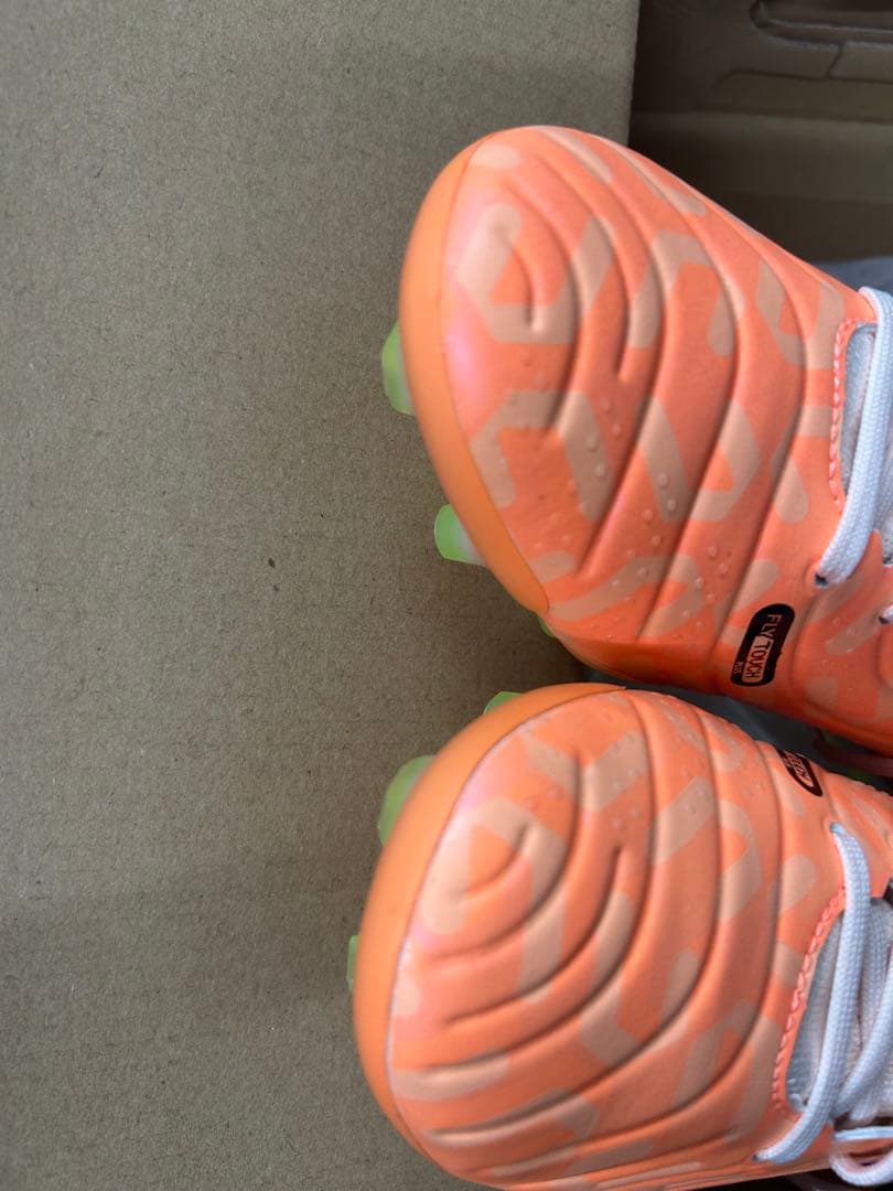 Nike ナイキ　ティエンポ レジェンド　エリート　NU FG