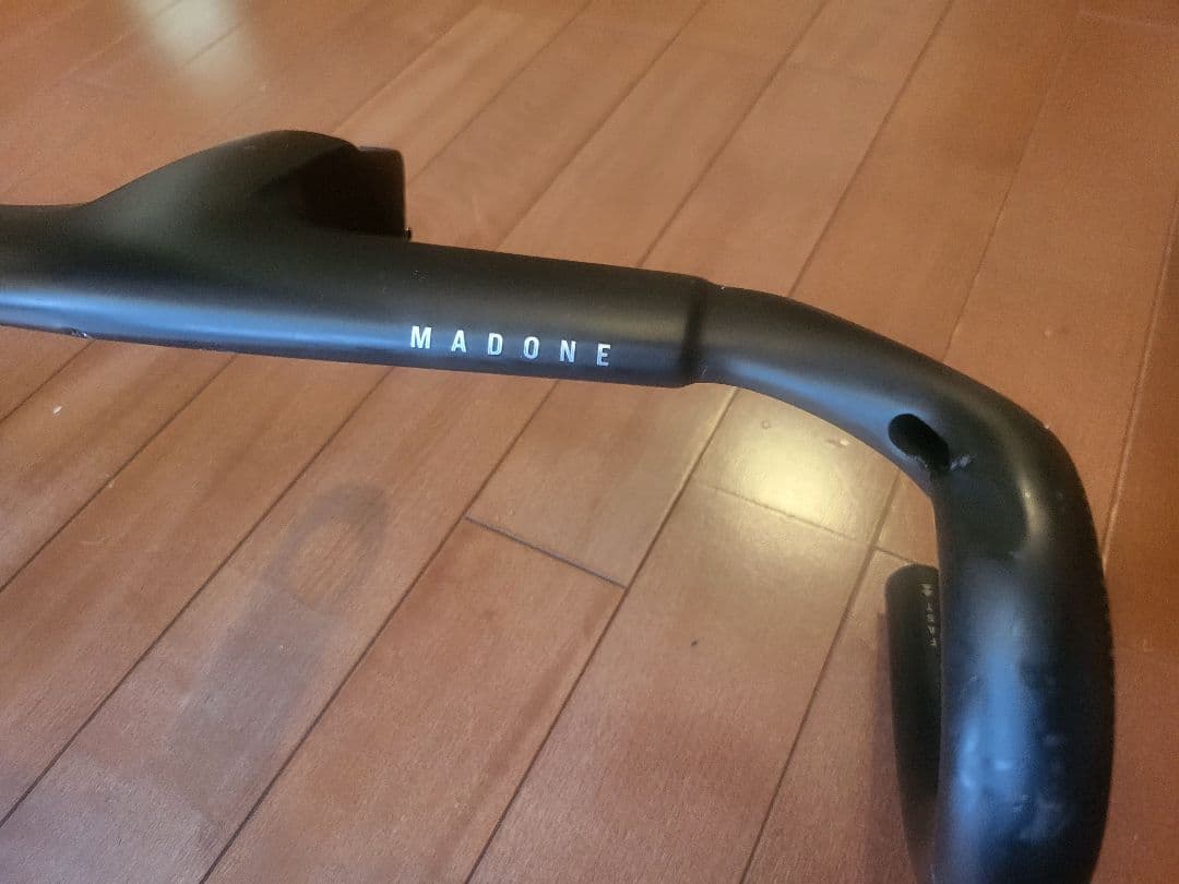 TREK MADONE エアロハンドル 390-420mmステム90mm