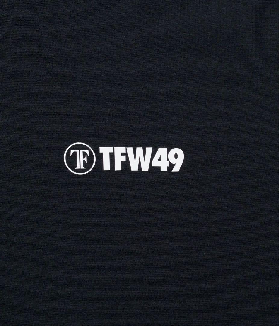 新品タグ付き⭐️2025AW新作⭐️ブラック✖︎ブルー　モックネックL　TFW49
