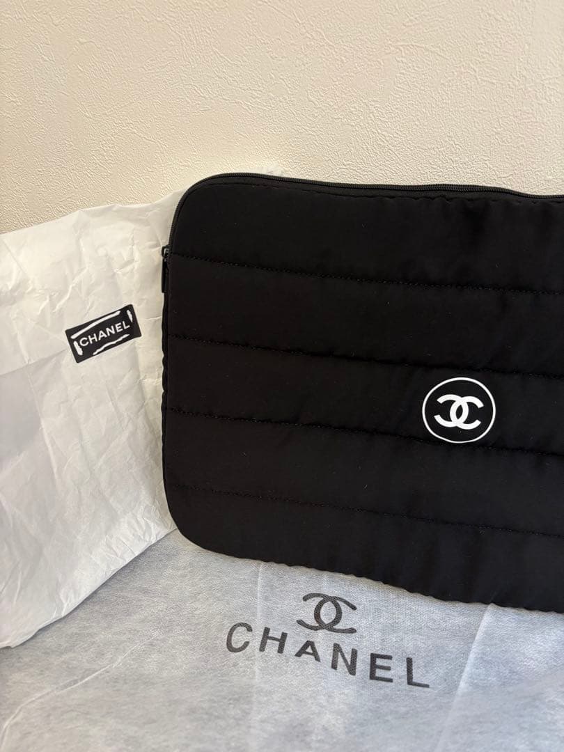 シャネル パソコンケース ノベルティ CHANELビューティー　ノートpcケース