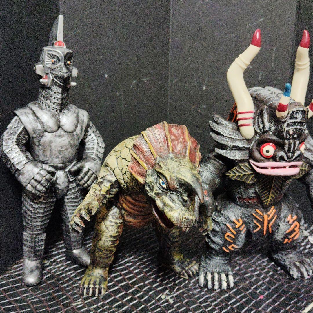 あらたまげたよウルトラ怪獣旧型絶版ソフビ確認画像