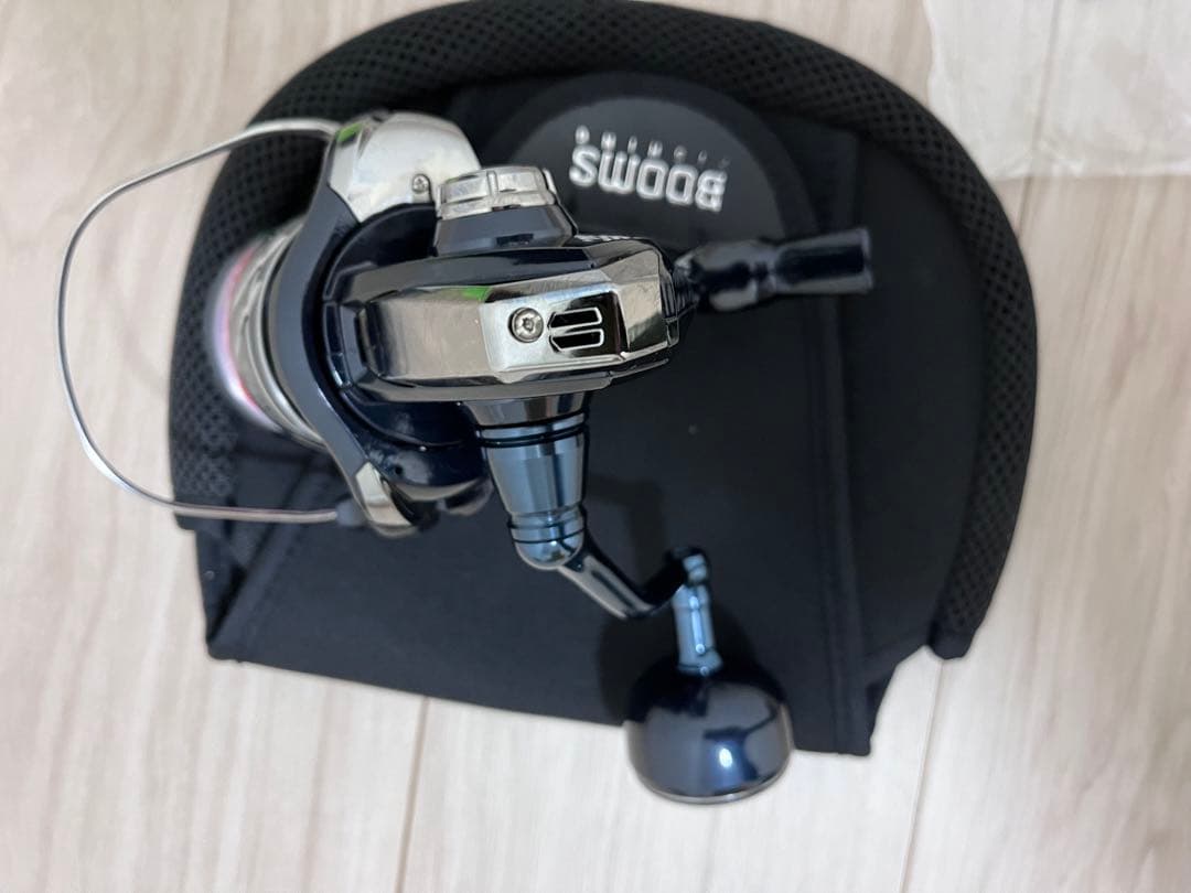 シマノ24ストラディックSW 6000HG 別購入リールケース付き値下しました❗️