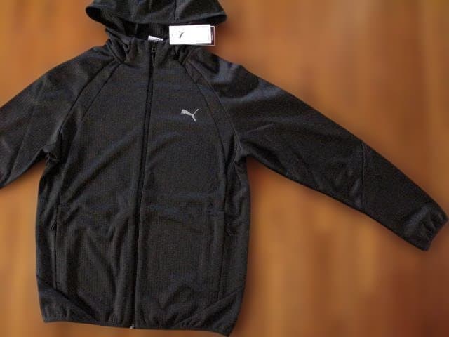 新品PUMA　ジャージ上下セットLサイズ