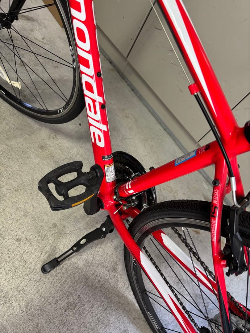 Cannondale Quick4 クロスバイク レッド