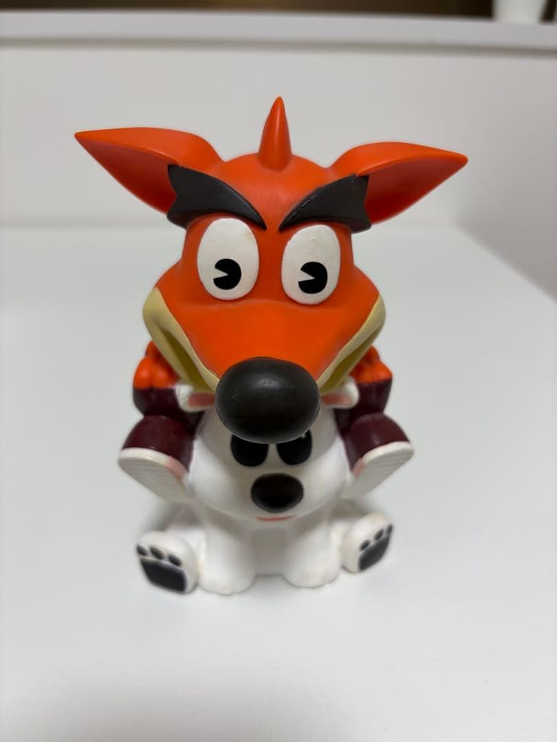 クラッシュバンディクー貯金箱フィギュア