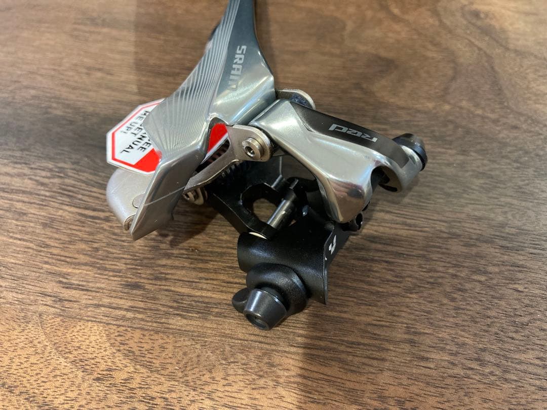 SRAM RED 22フロントディレイラー