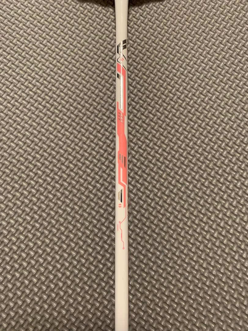 ゴーセン(GOSEN)グラビタス8.5SX FL バドミントンラケット ケース付