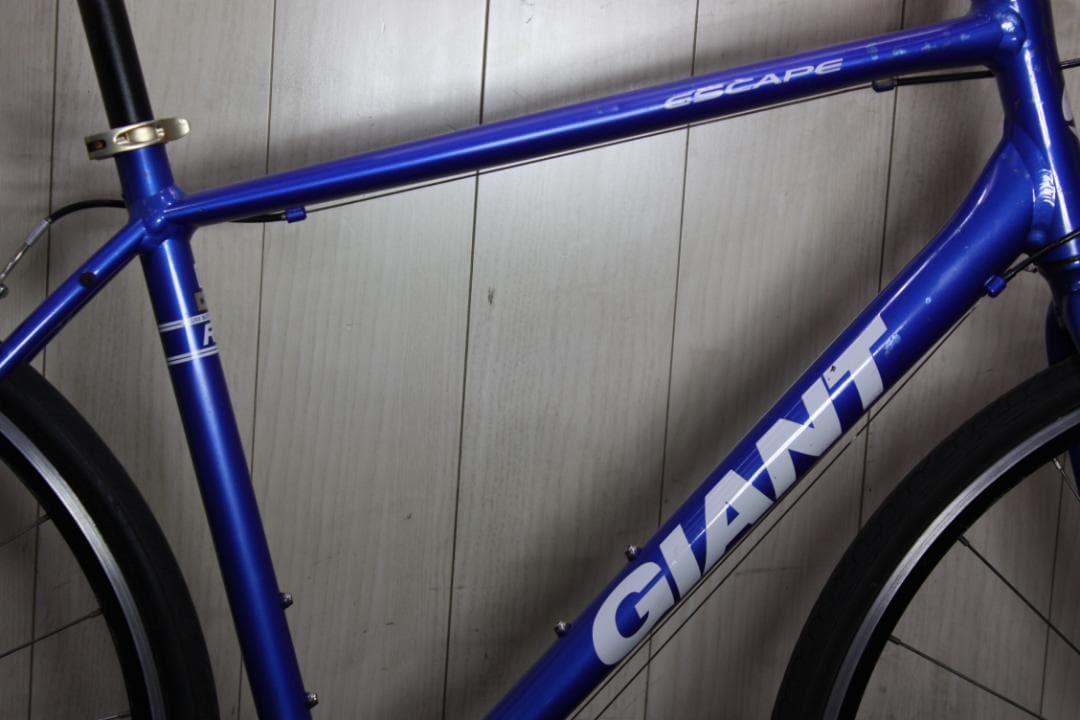 GIANT ESCAPE R3 700C アルミ 24速 500mm 青色クロス
