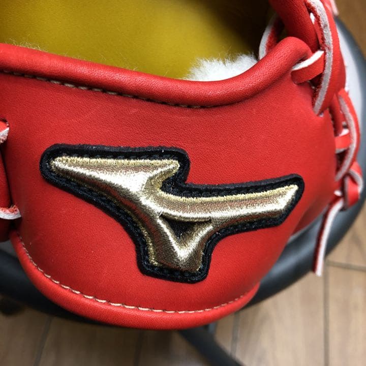 硬式グローブ