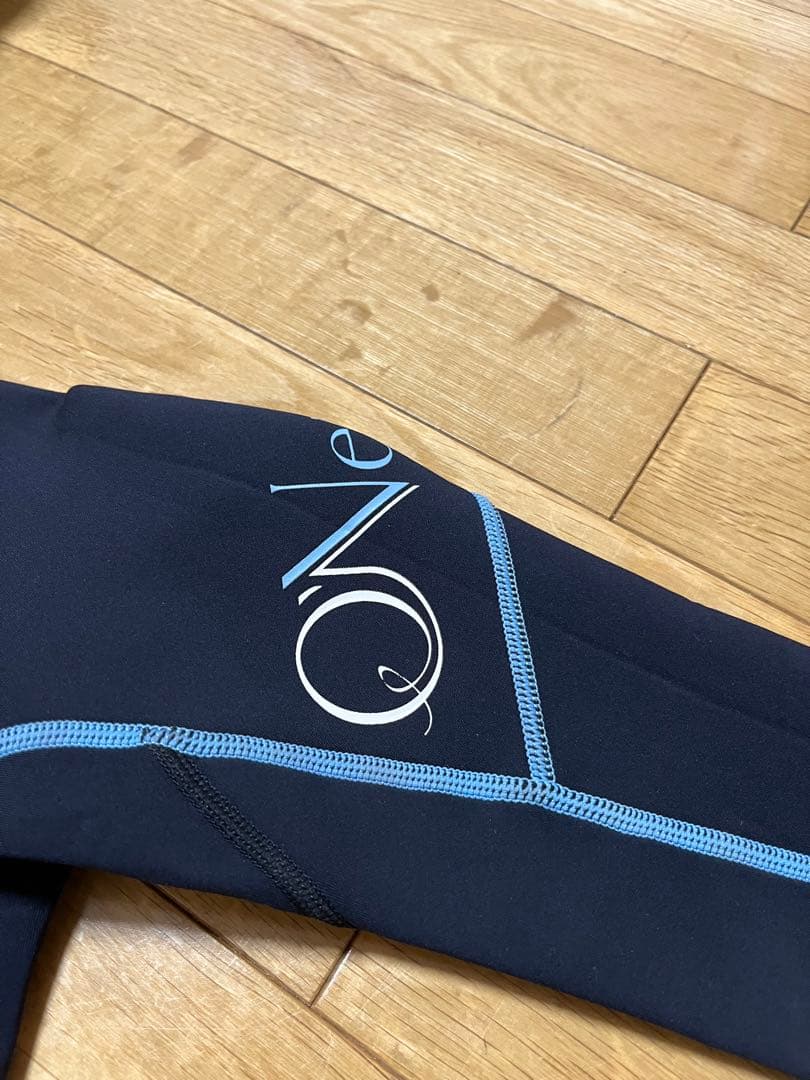 ONEILL(オニール) 2mm長袖タッパーレディースLサイズ 美品