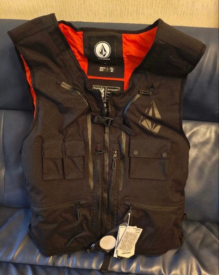 未使用新品 VOLCOM IGUCHI SLACK VEST Mサイズ