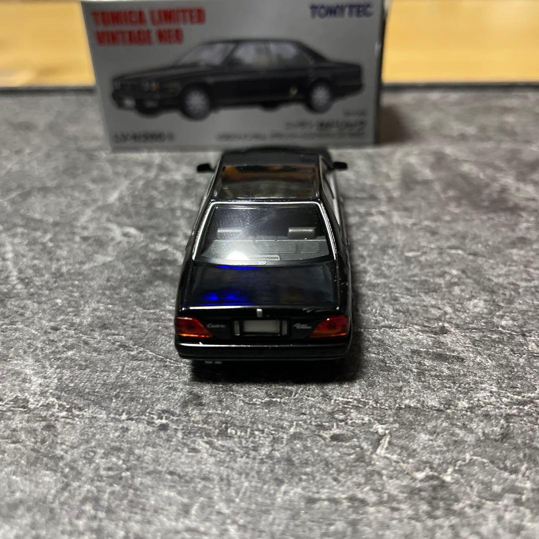 セドリック　Y33 ミニカー