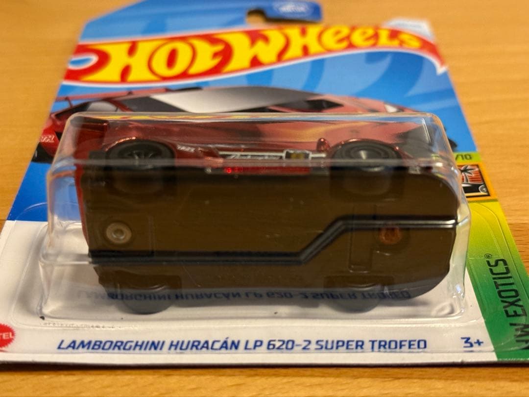 ホットウィール スーパートレジャーハント LAMBORGHINI HURACAN
