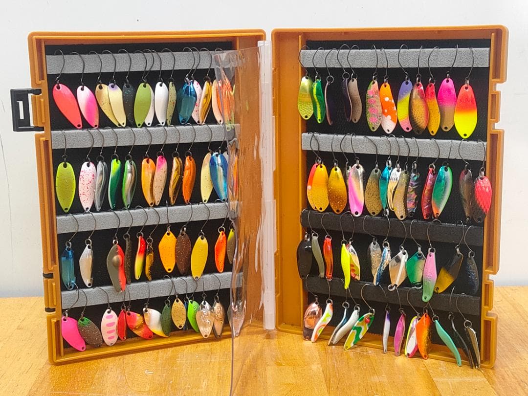 【トラウト・管釣用ルアー大放出！】 スプーン100個セット その２