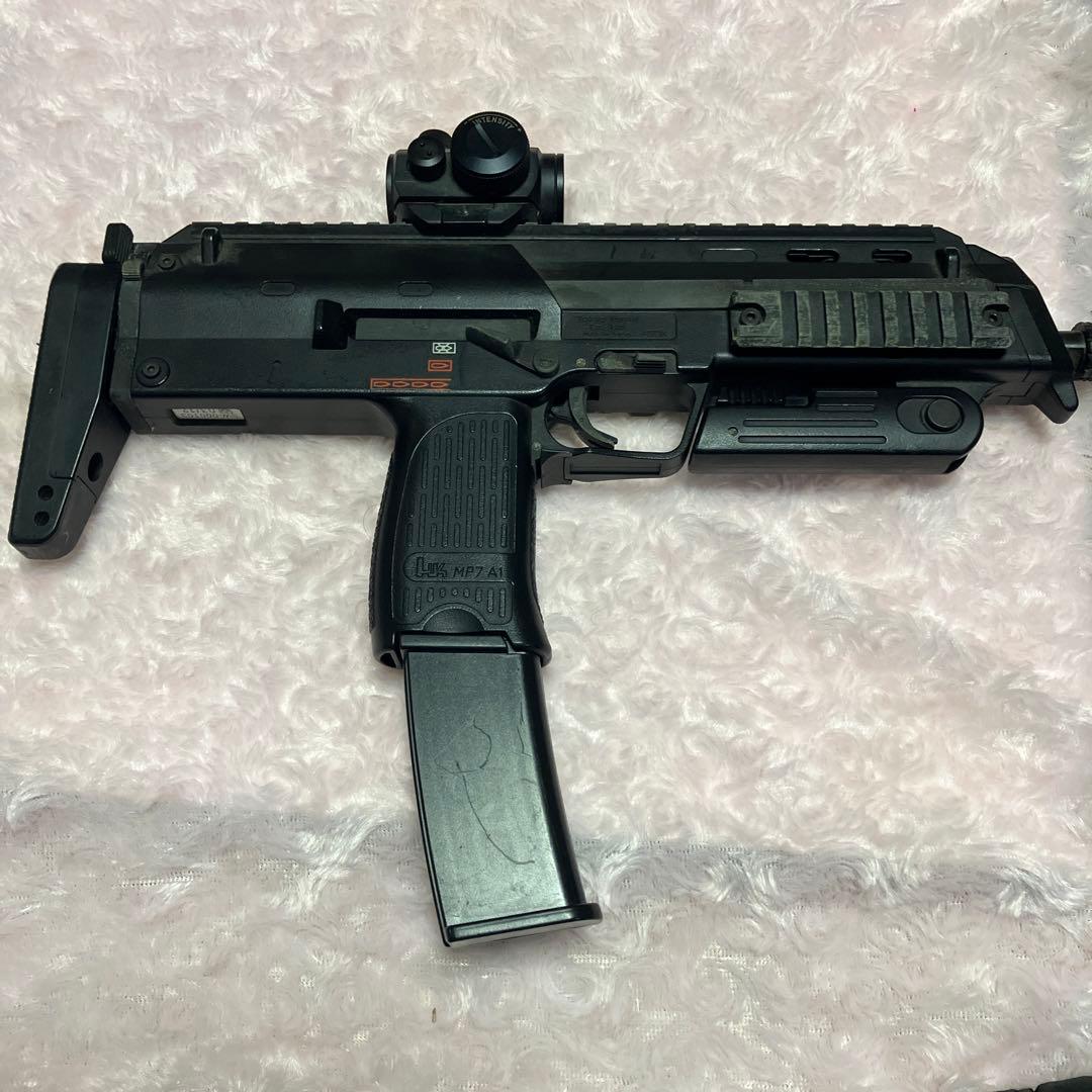 東京マルイ電動ガン MP7