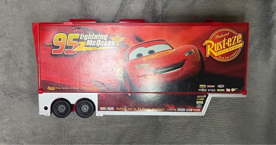 マック　カーズ　トミカ　大きなマックトレーラー 24台収納 13年位前の物　中古