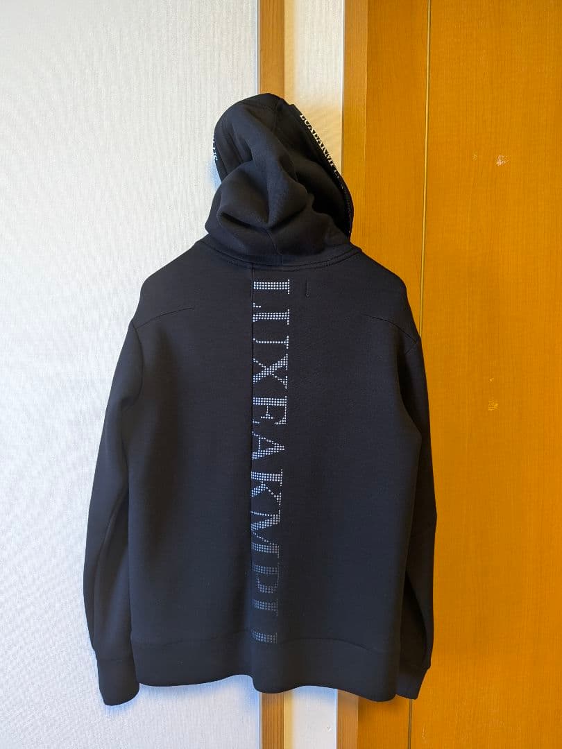 【新品】LUXEAKMPLUS 軽量スウェットバックロゴパーカー セットアップ