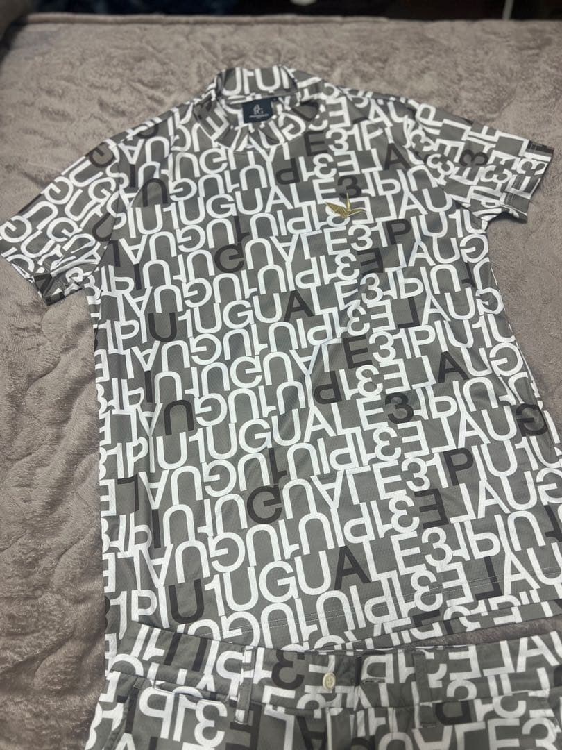 1PIU1UGUALE3 FULL MIX LOGO［BEIGE］セットアップ