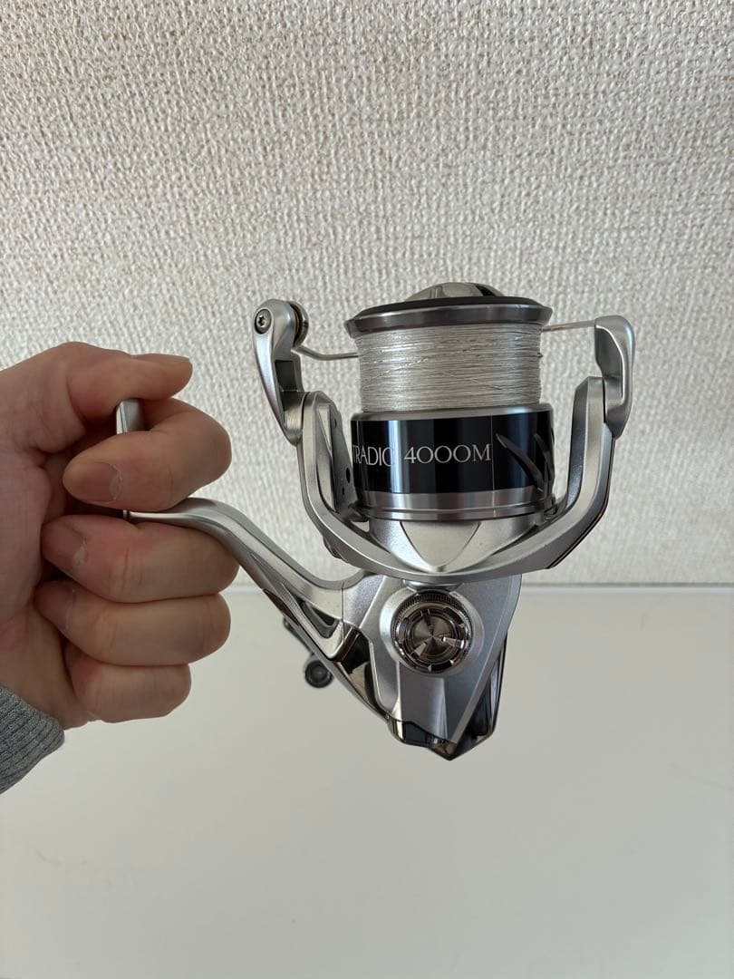 STRADIC 4000HGM-K スピニングリール