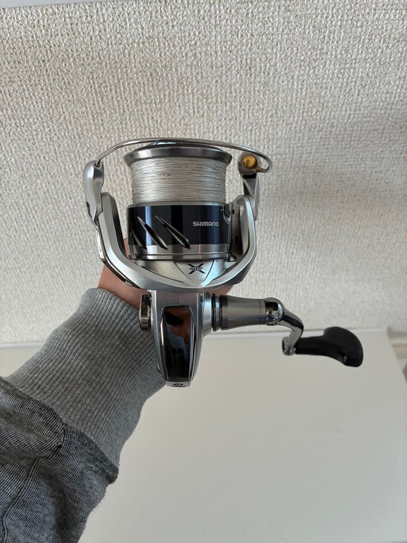 STRADIC 4000HGM-K スピニングリール