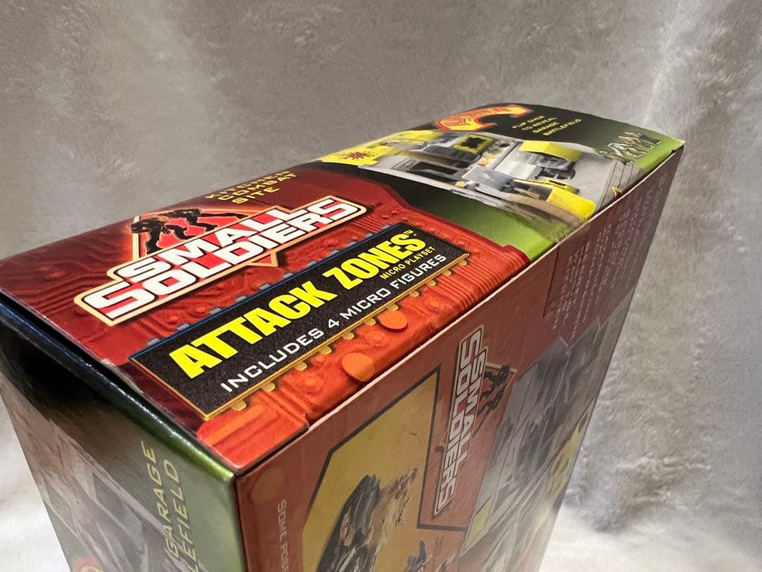 【新品】 SMALLSOLDIERS FLIP OVER