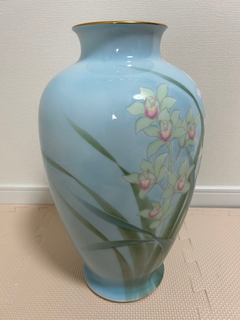 宮内庁御用達　深川製磁　洋らん　花瓶