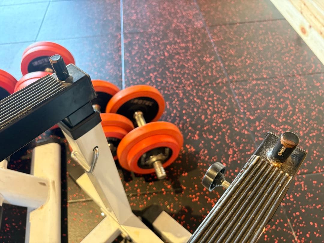 【岡山直接引取限定】総重量215kg！アイロテック一式（ダンベル/プレート）