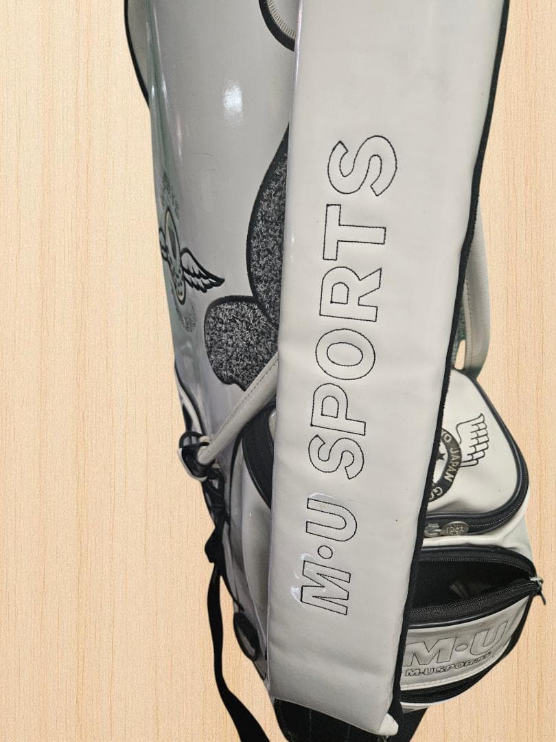 送料無料/超美品　M-U SPORTSエナメル高級 キャディバッグ ホワイト