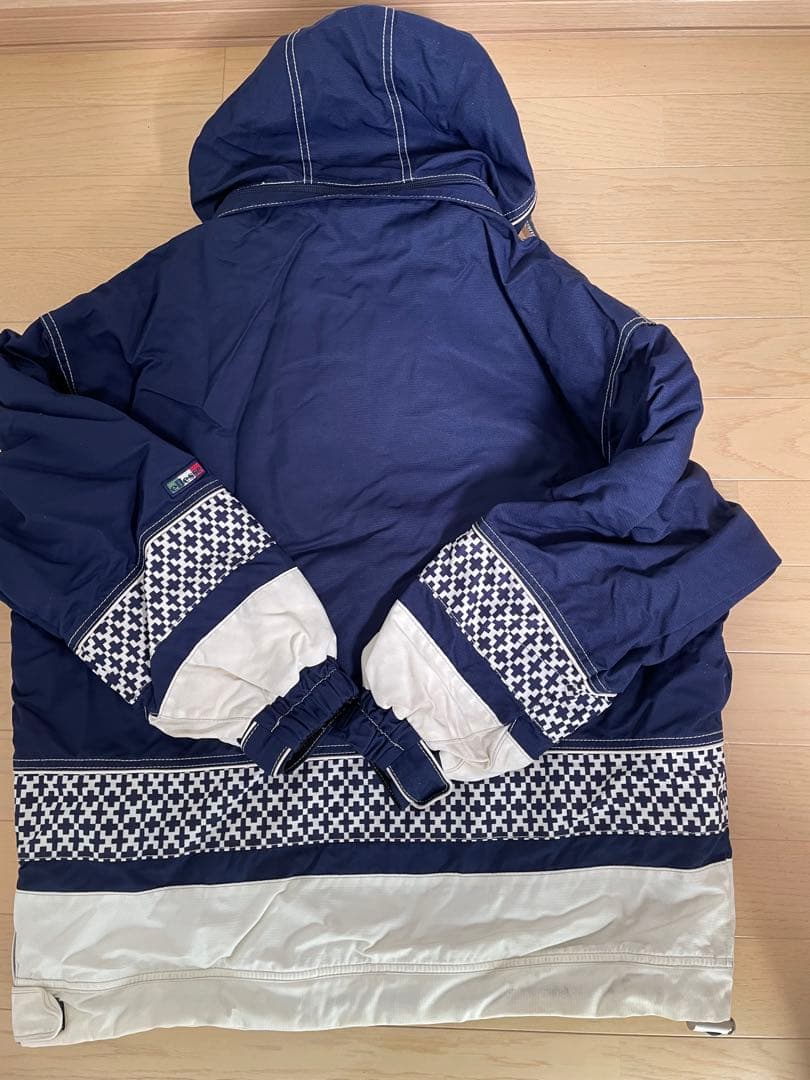 ellesse ウィンタースポーツ　 ウェア（上着）