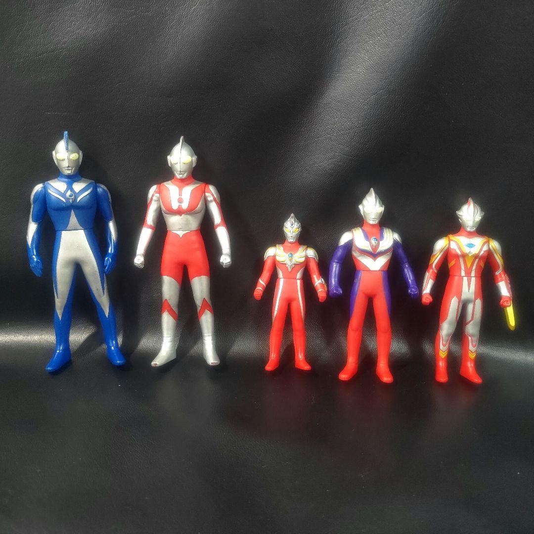 【大量・レア】ウルトラマン＆怪獣 ソフビ フィギュア 玩具 100体 まとめ売り