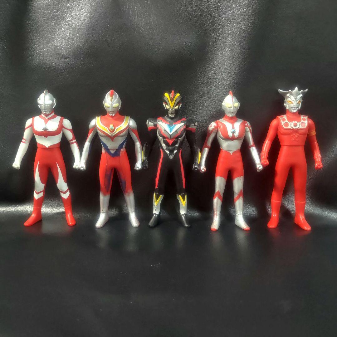 【大量・レア】ウルトラマン＆怪獣 ソフビ フィギュア 玩具 100体 まとめ売り