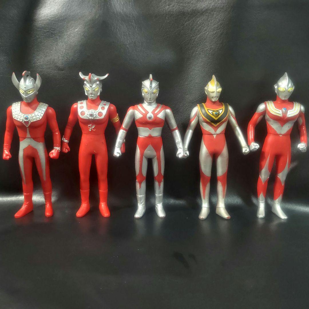 【大量・レア】ウルトラマン＆怪獣 ソフビ フィギュア 玩具 100体 まとめ売り