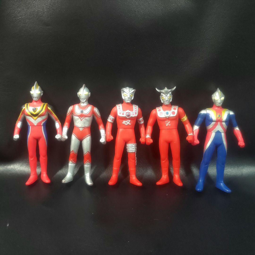 【大量・レア】ウルトラマン＆怪獣 ソフビ フィギュア 玩具 100体 まとめ売り