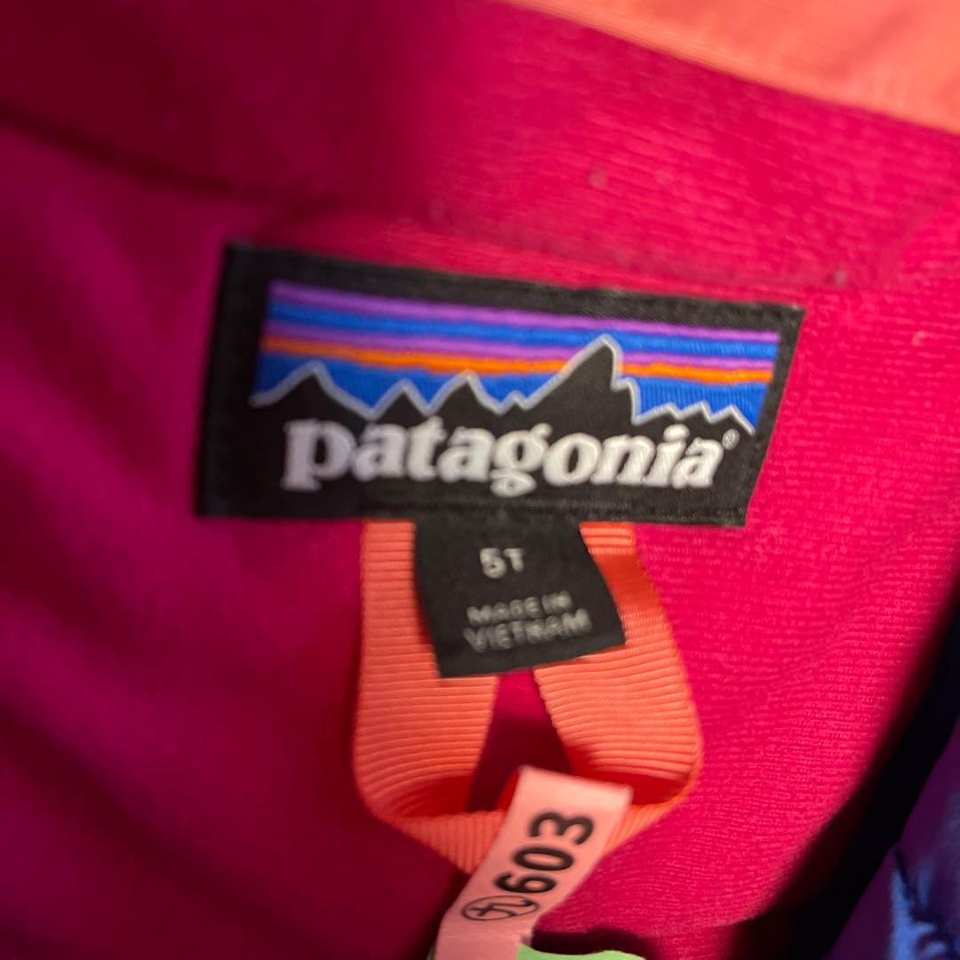 patagonia 子供用 スキーウェアつなぎ　 5T 110〜120