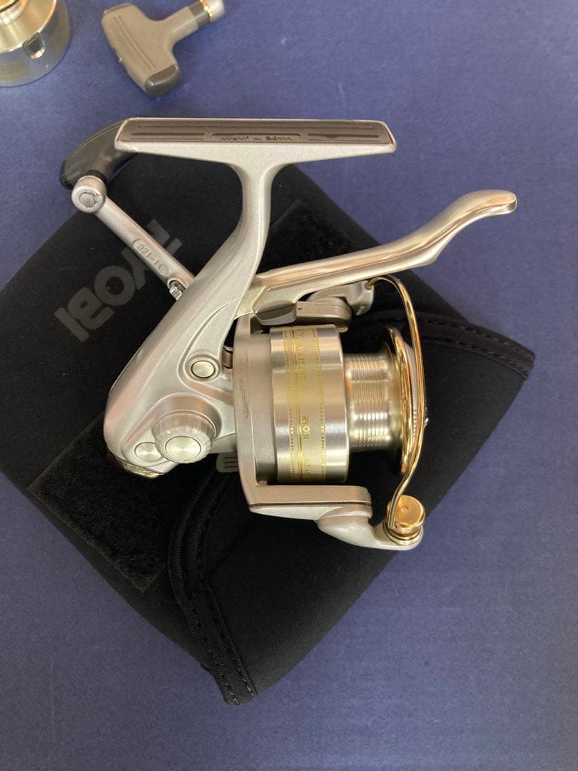 RYOBI メタロイヤル　VS1500LB 替スプール　替ダブルハンドル付き